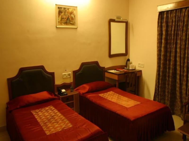 Hotel Asansol International Extérieur photo