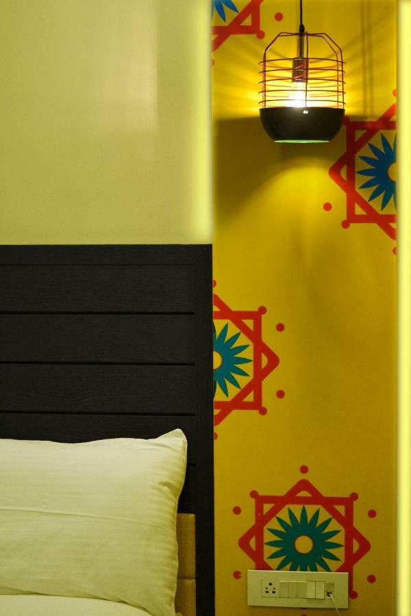 Hotel Asansol International Extérieur photo