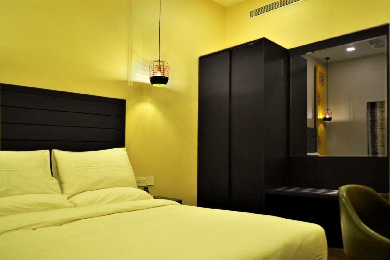 Hotel Asansol International Extérieur photo