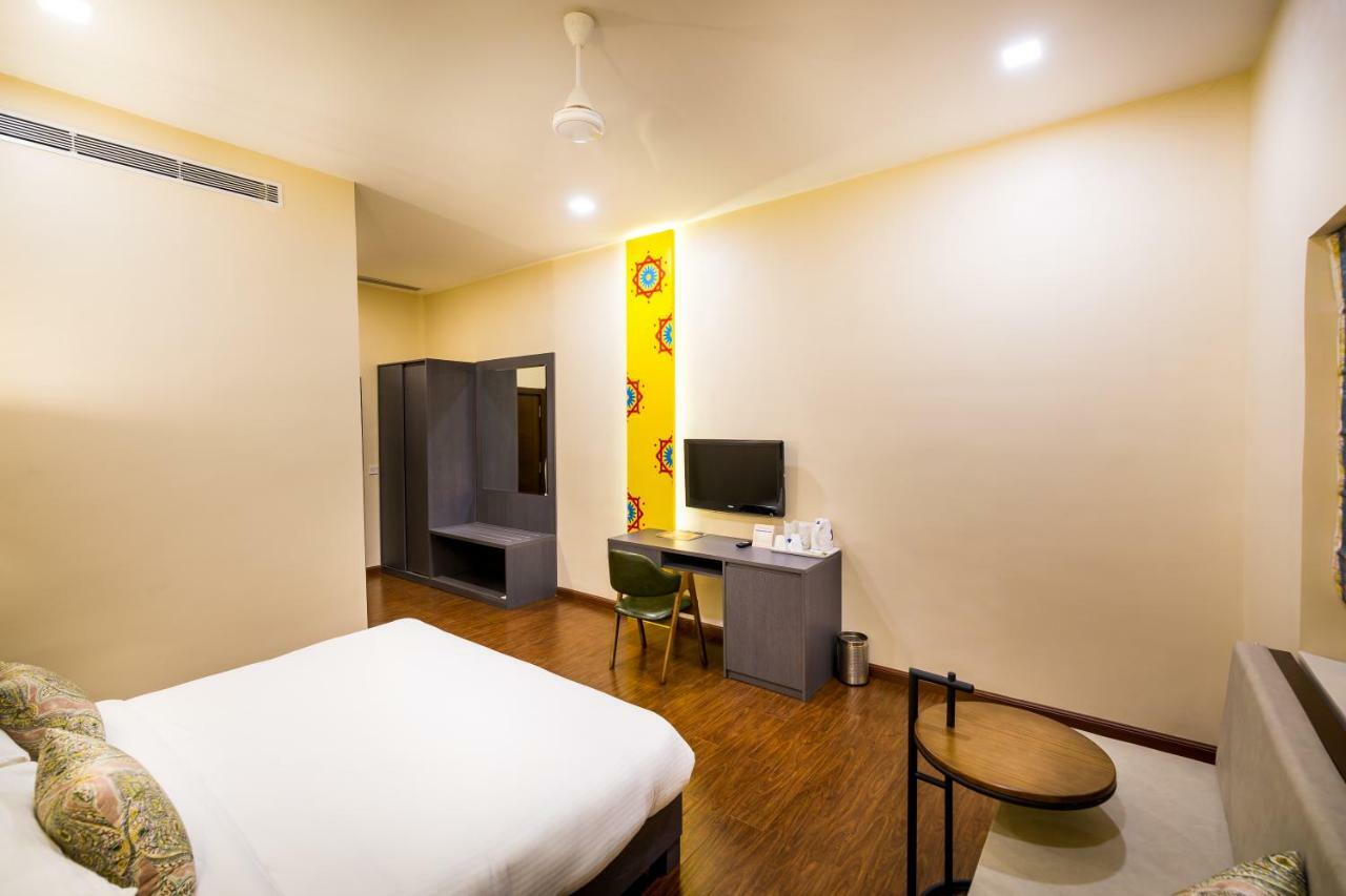 Hotel Asansol International Extérieur photo